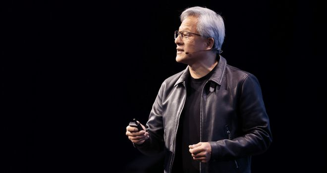 黄仁勋 2026年 最新演讲:AI 不会淘汰你,但 “会用 AI” 的人会 黄仁勋 2026年 最新演讲:AI 不会淘汰你,但 “会用 AI” 的人会
